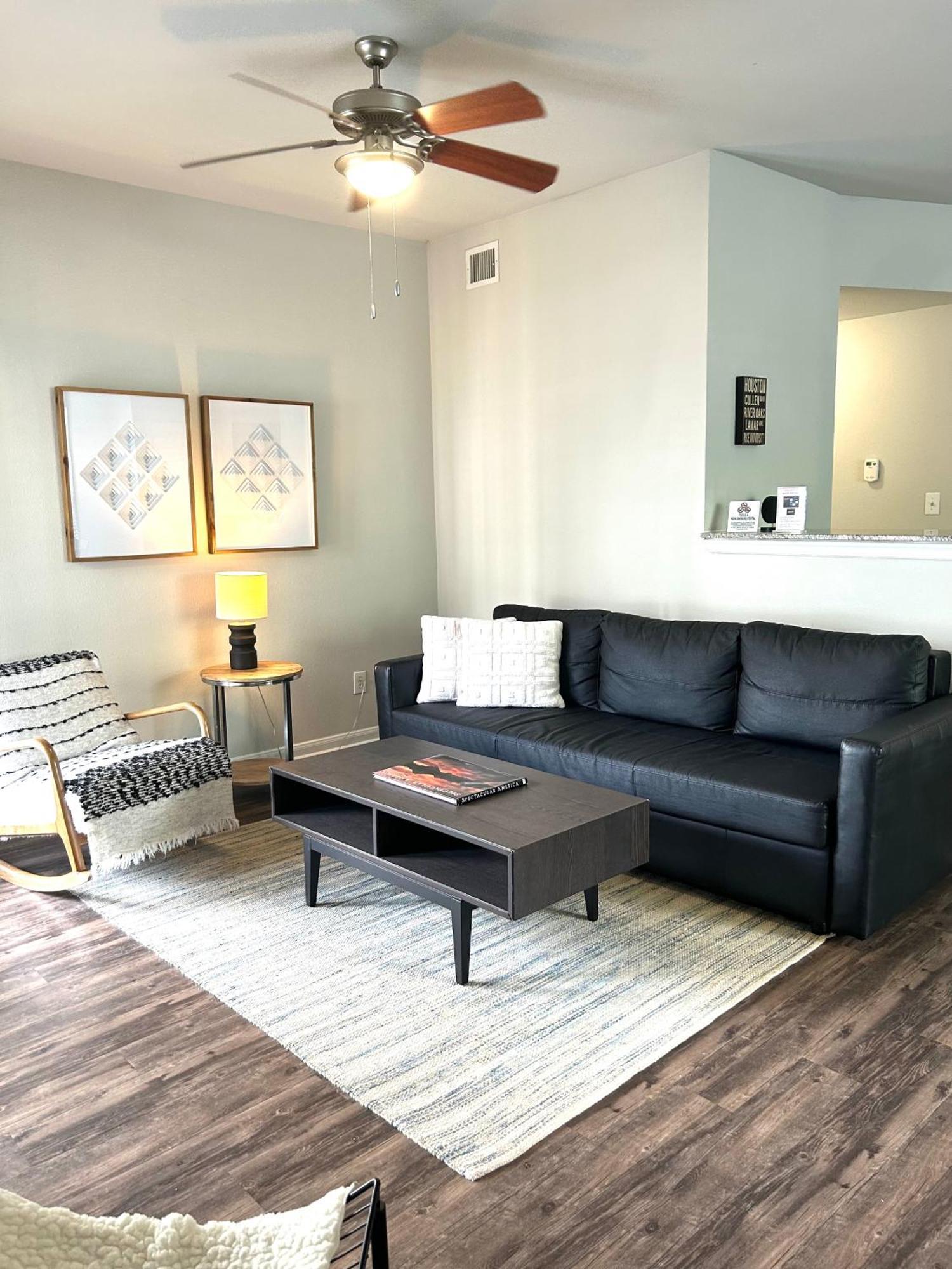 יוסטון Hidden Gem At Med Center 2Br & 2Ba Apartment מראה חיצוני תמונה